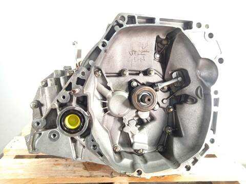 Caja Cambios Renault Megane 1.6 16V HATCHBACK 115CV 84KW IV HATCHBACK B9A/M/N_)