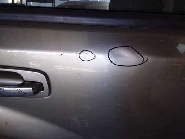 Foto 2ª: Puerta Trasera Derecha Nissan X-Trail X-TRAIL 0CV T30 DESDE 06/2001 HASTA 01/2013 [2184 CC (2.2 LTR) 114CV/84KW (YD22)] (2005)