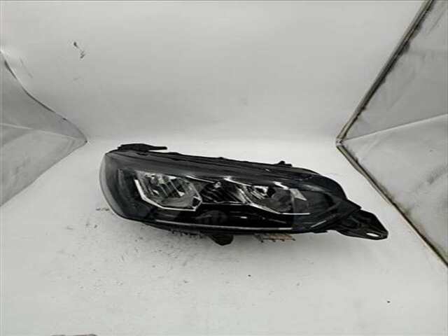 Foto 2ª: Faro Derecho Peugeot 2008 1.2 ALLURE [1.2 LTR. - 74 KW PURETECH] [HNK / EB2ADTD / UE64]