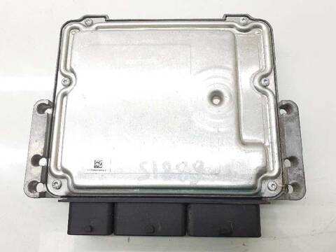 Foto 3ª: Centralita Motor ECU Renault Clio LIMITED 90CV 66KW [K9K628] (2017)