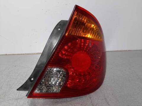 Piloto Trasero Derecho Hyundai Accent GL 5P 86CV 63KW