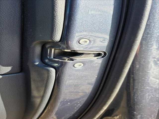 Cerradura Puerta Delantera Derecha Mercedes Clase C 160 651921 BERLINA AUT.