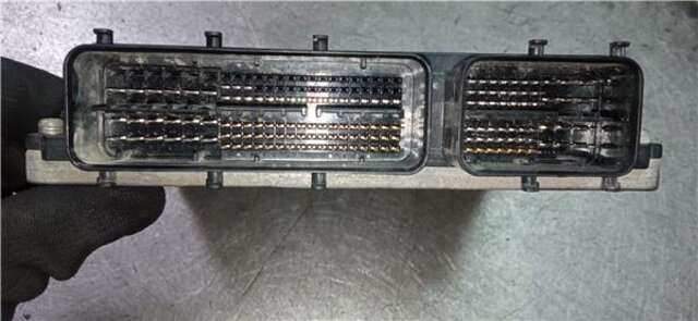 Foto 3ª: Centralita Motor ECU Toyota Rav4 2.2 SOL [2.2 LTR. - 100 KW TURBODIESEL CAT] [2AD]