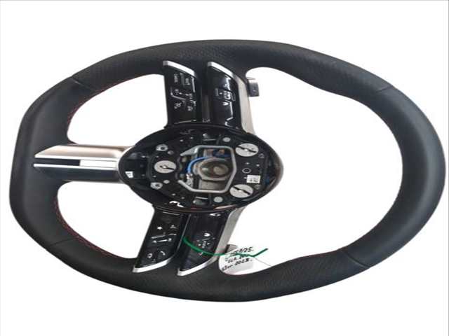 Foto 3ª: Volante Mercedes Clase GLA 200 MILD-HYBRID H247) 247.78 (2020)