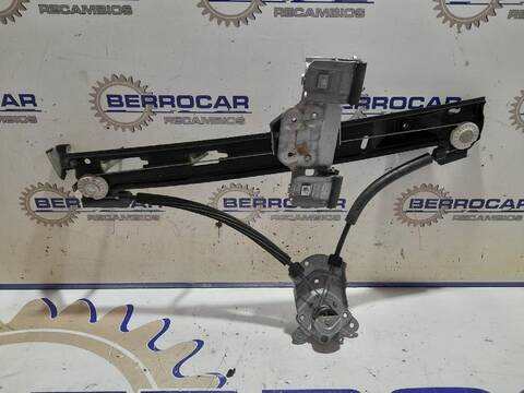 Foto 2ª: Elevalunas Manual Trasero Derecho Seat Ibiza 1.0 TSI 95CV [DLAC] (2015)