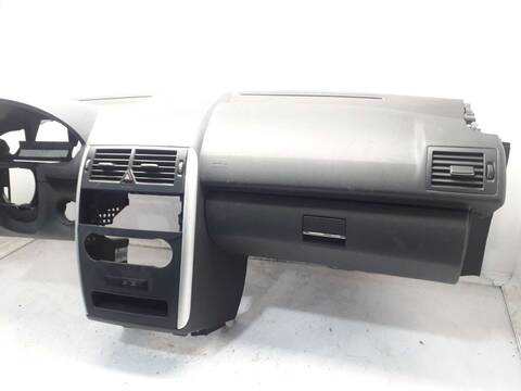 Foto 2ª: Salpicadero Mercedes Clase A 140 2.0 CAT 136CV 100KW (2005)