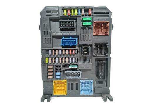 Caja Reles Fusibles Peugeot 308 1.2 12V E 131CV