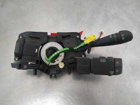 Mando Multifuncion Dacia Dokker ESSENTIAL 95CV 70KW