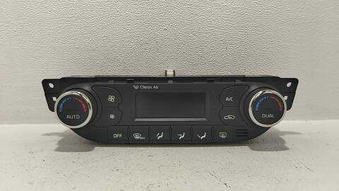 Mando Climatizador Kia Ceed TECH 1 CAT 1396 CM3) 99CV