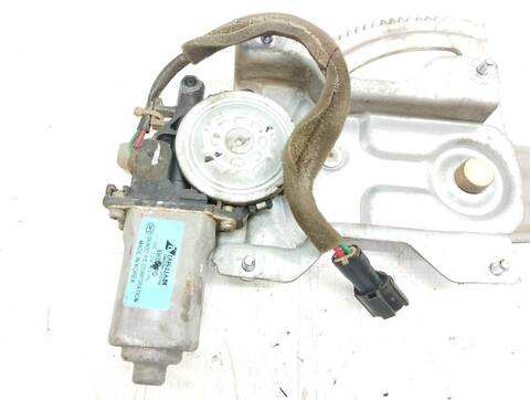 Foto 2ª: Elevalunas Manual Trasero Izquierdo Kia Rio 1.3 CAT 82CV 60KW [A3D] (2003)