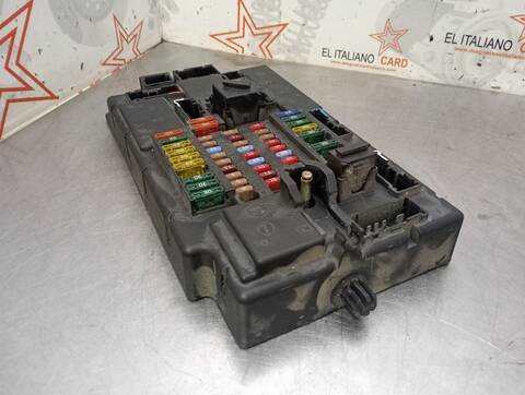 Foto 3ª: Caja Reles Fusibles Mini Mini COOPER 120CV 88KW [N12B16A] (2008)