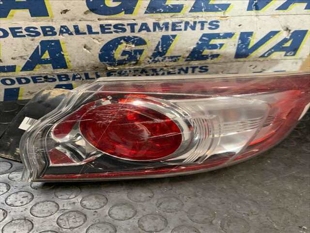 Foto 3ª: Piloto Trasero Derecho Mazda 3 1.6 DI 109CV/80KW 0CV [Y6] (2009)