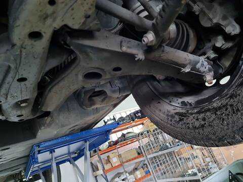 Brazo Suspension Delantero Izquierdo Volkswagen Crafter 2.0 TDI 140CV 103KW FURGONETA