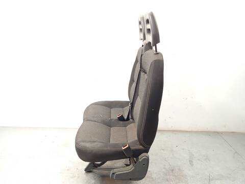 Foto 2ª: Asiento Delantero Derecho Fiat Ducato 130 MULTIJET 2 3 D 131CV 96KW FURGONETA [F1AGL411D] (2017)