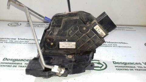 Foto 3ª: Cerradura Puerta Delantera Derecha Mazda 5 2.0 ACTIVE 110CV 81KW [RF] (2005)