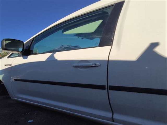 Foto 3ª: Puerta Delantera Izquierda Volkswagen Caddy FURGON BMT 75CV 55KW (2015)