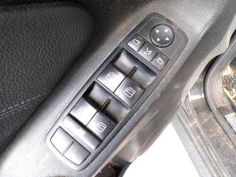 Foto 1ª: Botonera Elevalunas Mercedes Clase ML 230 642940 (2008)