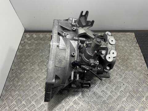 Foto 3ª: Caja Cambios Opel Insignia A20DTH BERLINA (2010)