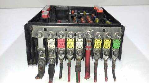 Foto 2ª: Caja Reles Fusibles Volkswagen Passat BASICO 170CV 125KW [CBBB] (2008)