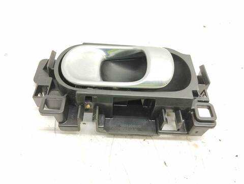 Maneta Interior Trasera Izquierda Citroen C4 1.6 BLUE-HDI FAP 99CV 73KW
