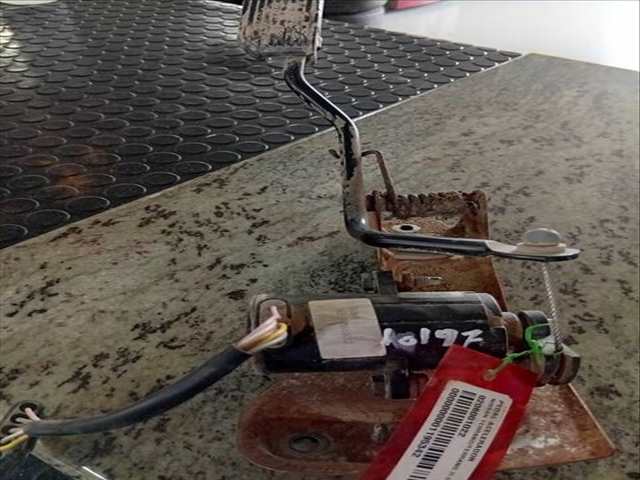 Foto 2ª: Pedal Acelerador Nissan Terrano COMFORT 125CV 92KW [TD27TI] (1999)