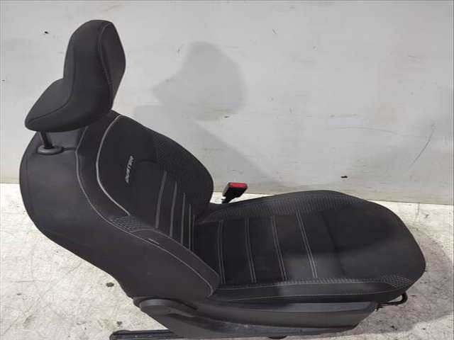 Foto 3ª: Asiento Delantero Derecho Dacia Duster 1.0 TCE 90 91CV 67KW [H4D 470] (2023)