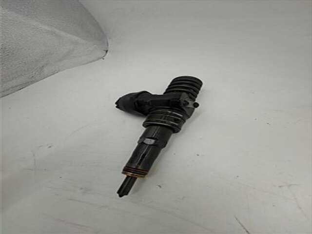 Foto 3ª: Inyectores Volkswagen Golf 1.9 ADVANCE [1.9 LTR. - 77 KW TDI] [BXE]