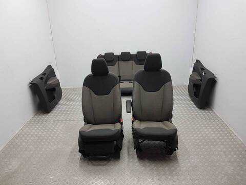 Juego Asientos Completos Ford Tourneo TREND