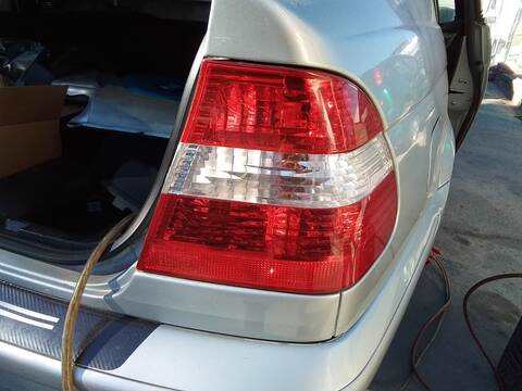 Foto 4ª: Piloto Trasero Derecho Bmw Serie 3 315 320D BERLINA 150CV 110KW [20-4D-4 D] (2004)
