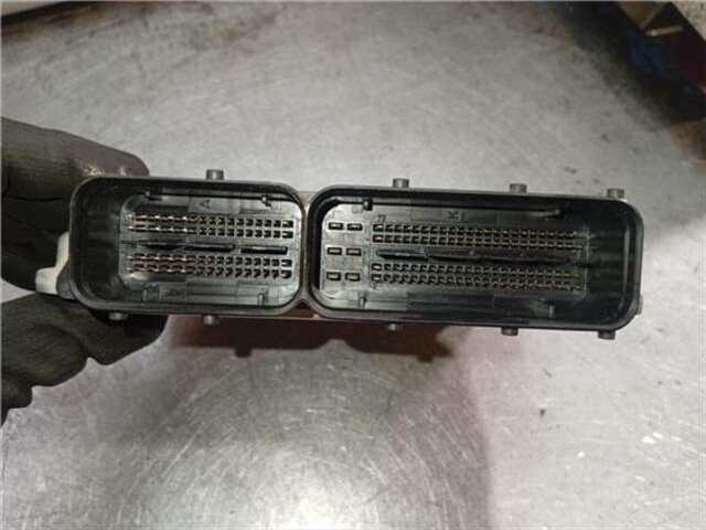Foto 3ª: Centralita Motor ECU Volkswagen Touran 2.0 TDI 16V [CFHC]