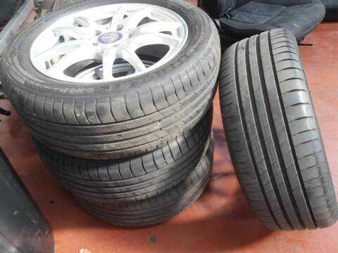 Juego LLantas Mercedes Clase C 160 204CV