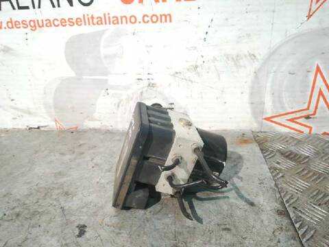 Foto 3ª: Abs Volkswagen Golf CONCEPTLINE E) BERLINA 105CV 77KW [BKC] (2004)