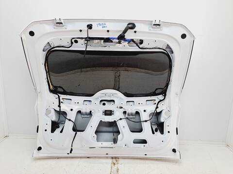 Foto 3ª: Portón Hyundai Tucson KLASS 2WD 150CV 110KW [G4FP] (2023)