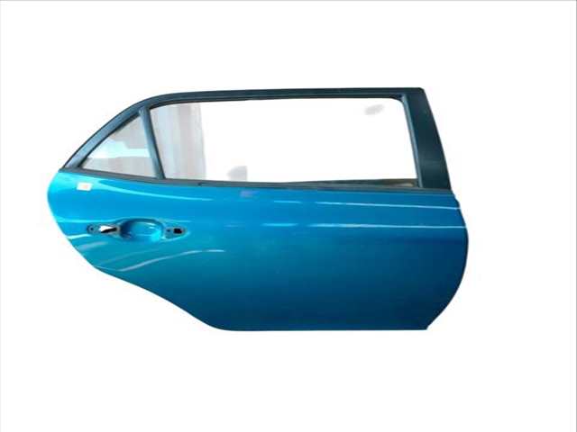 Puerta Trasera Derecha Toyota Auris 2.0 D-4D ADE150_ ADE150R)