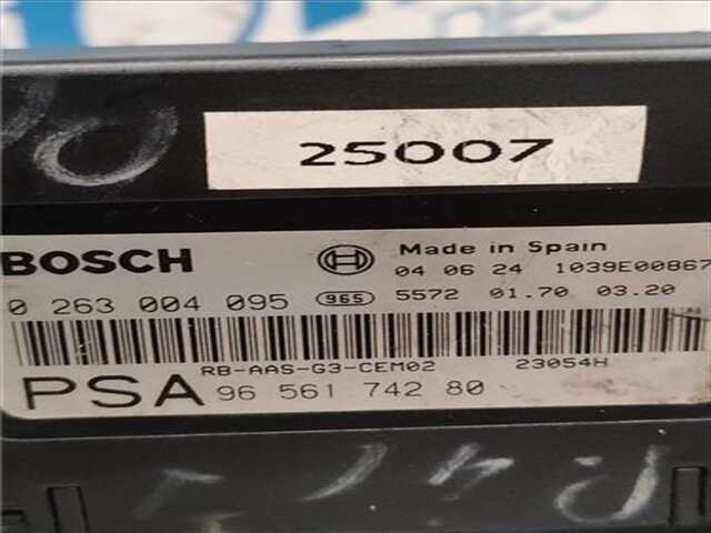 Foto 2ª: Centralita Motor ECU Peugeot 407 2.0 HDI 135 [RHR (DW10BTED4)]