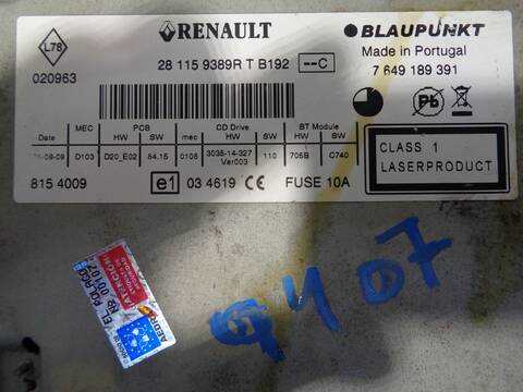 Foto 3ª: Sistema Audio Radio CD Renault Megane BERLINA 115CV 84KW III BERLINA 5 P [K9K 832] (2010)