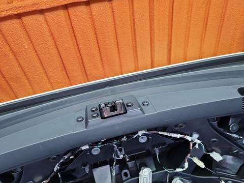 Cerradura Maletero Portón Toyota Corolla 2.0 HYBRID MZEH19) 196CV 144KW
