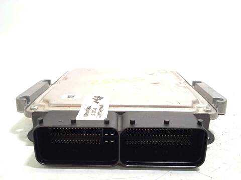 Foto 3ª: Centralita Motor ECU Land Rover Discovery 2.0 TD4 CAT 150CV 110KW [204DTD] (2015)