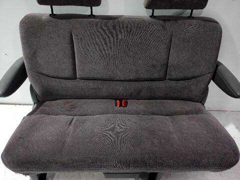 Foto 3ª: Asientos Traseros Chrysler Voyager 2.5 TD FAMILY 116CV [425CLIRSX] (1995)