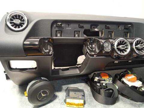 Foto 2ª: Kit Airbag Mercedes Clase B 150 B 180D 247.010) 116CV 85KW [282914] (2020)