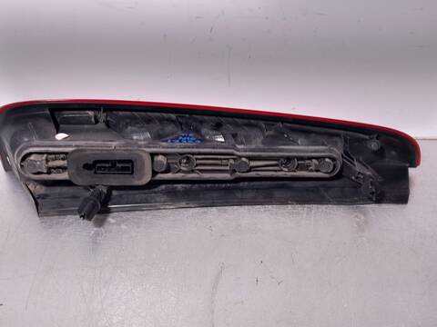 Foto 2ª: Piloto Trasero Derecho Ford C Max AMBIENTE D) 125CV 92KW FOCUS CAP) [Q7DA] (2009)