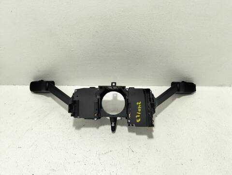Foto 3ª: Mando Multifuncion Seat Ibiza ERENCE 1 75CV (2015)