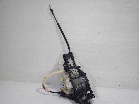 Foto 2ª: Cerradura Puerta Trasera Izquierda Volkswagen Passat ADVANCE BLUEMOTION 105CV [CAYC] (2010)