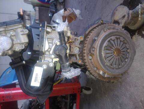 Foto 2ª: Motor Completo Renault Clio D4FG7 (2001)