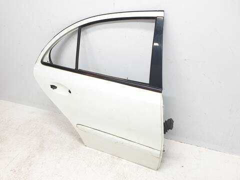 Foto 2ª: Puerta Trasera Derecha Mercedes Clase E 180 2.2 CDI 170CV [646821] (2002)