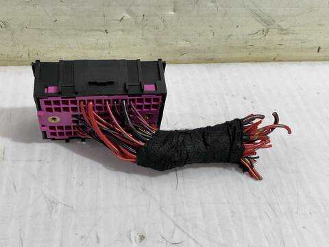 Foto 2ª: Caja Reles Fusibles Skoda Yeti ACTIVE 105CV [CBZB] (2009)