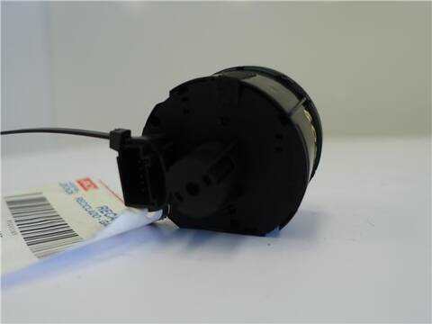 Foto 2ª: Mando Multifuncion Volkswagen Golf 1.6 ADVANCE 105CV 77KW [CAYC] (2010)