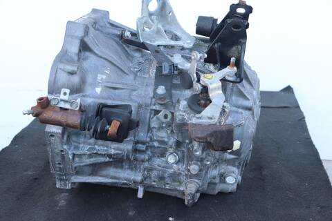 Foto 3ª: Caja Cambios Toyota Corolla 2.2 D-4D SOL 136CV 100KW (2006)