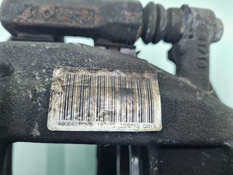 Foto 2ª: Pinza Freno Trasera Izquierdo Mercedes Sprinter 310/311/313/314/316 CDI 906.631/633/635/637) 114CV 84KW CAJA CERRADA [651955] (2018)