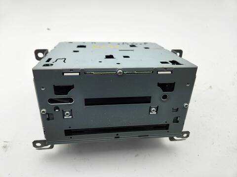 Foto 1ª: Sistema Audio Radio CD Mitsubishi Lancer INVITE 140CV 103KW (2010)